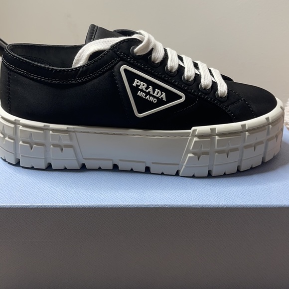 Color:black/white size:38.5 Brand:Prada - Picture 6 of 11